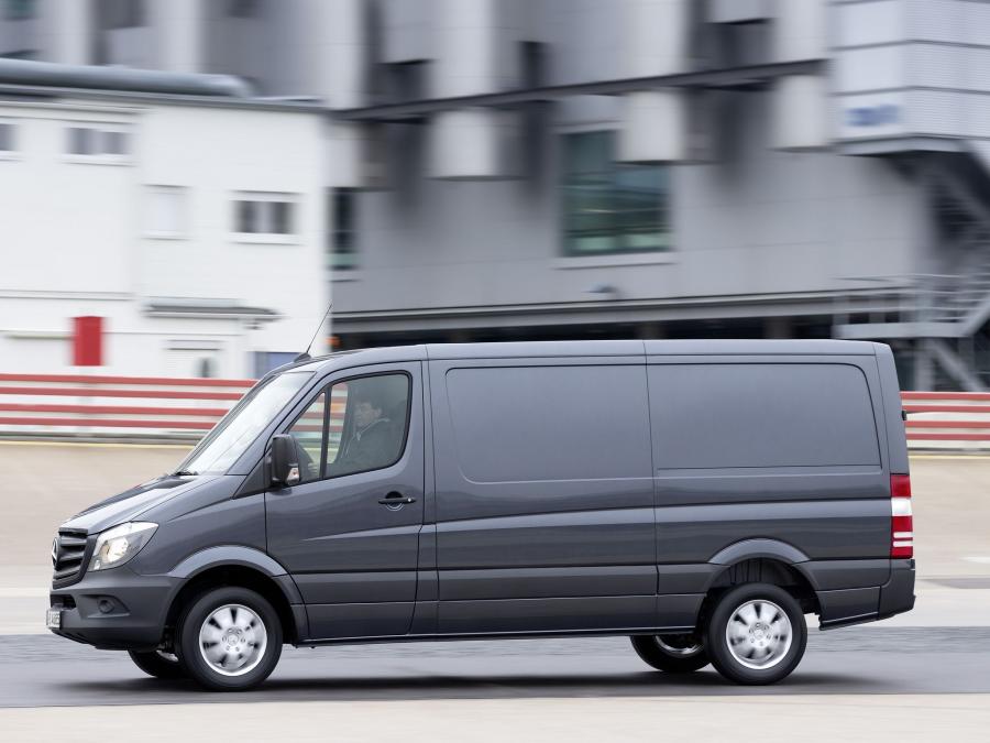 Mercedes-Benz Sprinter Van 2013 года  (фото 2 из 3)